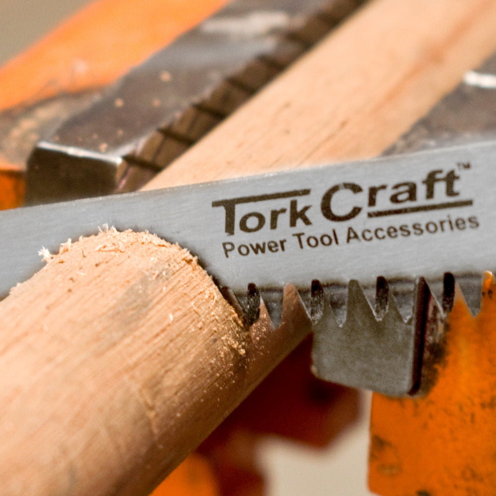 tork-craft-job-saw-150mm-7tpi-1.2mm-temp.-blade-abs-handle-tcsaw012-3